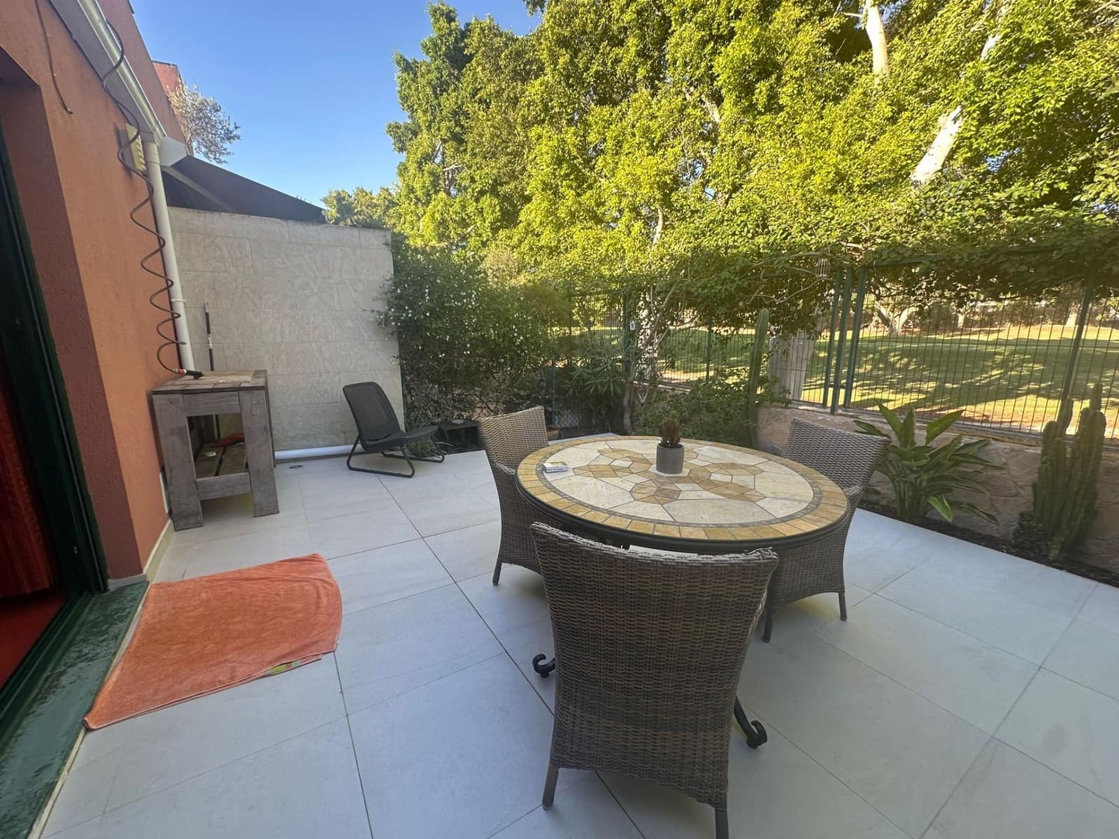 4 bedroom Semi-detached Villa for sale in Alicante / Alacant city with pool garage - € 650,000 (Ref: 9535549)