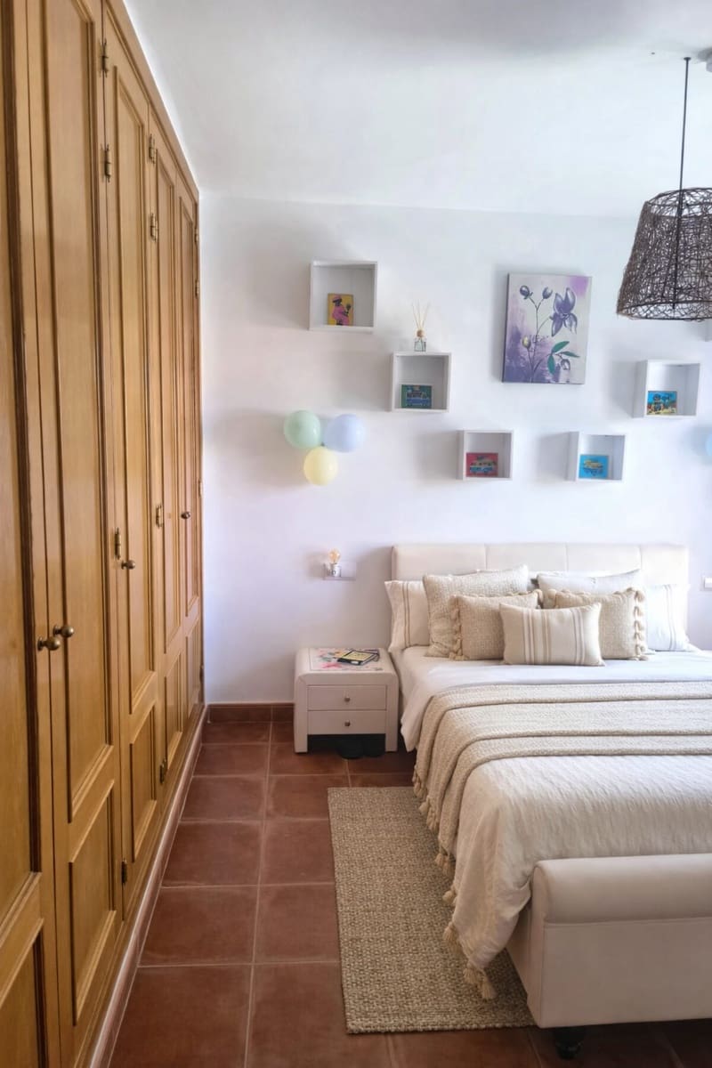 4 slaapkamer Rijtjeshuis te koop in Alicante stad met zwembad garage - € 599.000 (Ref: 9880522)