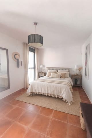4 slaapkamer Rijtjeshuis te koop in Alicante Golf, Alicante stad met zwembad garage - € 599.000 (Ref: 9880522)