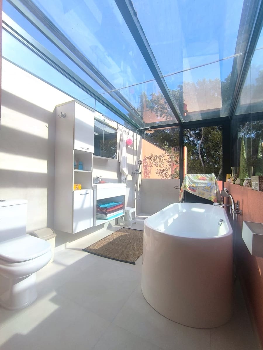 4 slaapkamer Rijtjeshuis te koop in Alicante stad met zwembad garage - € 599.000 (Ref: 9880522)