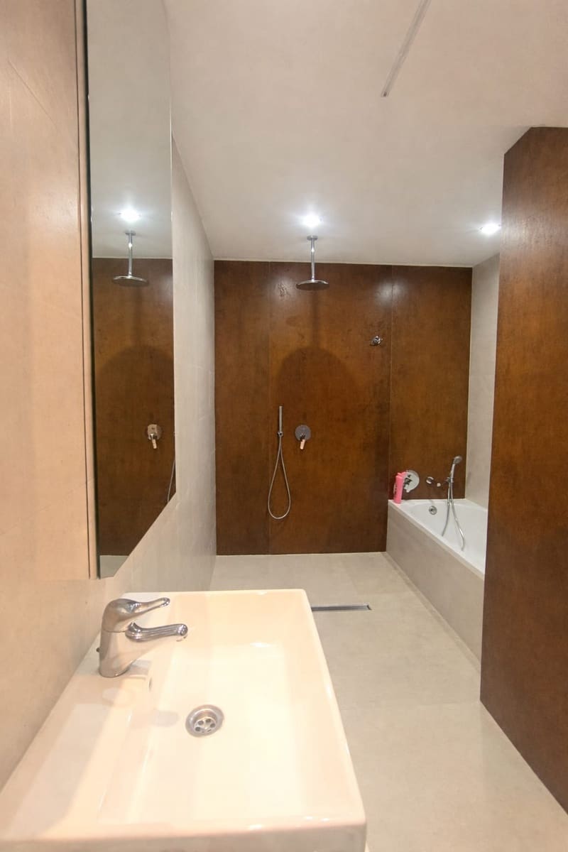 4 slaapkamer Rijtjeshuis te koop in Alicante stad met zwembad garage - € 599.000 (Ref: 9880522)