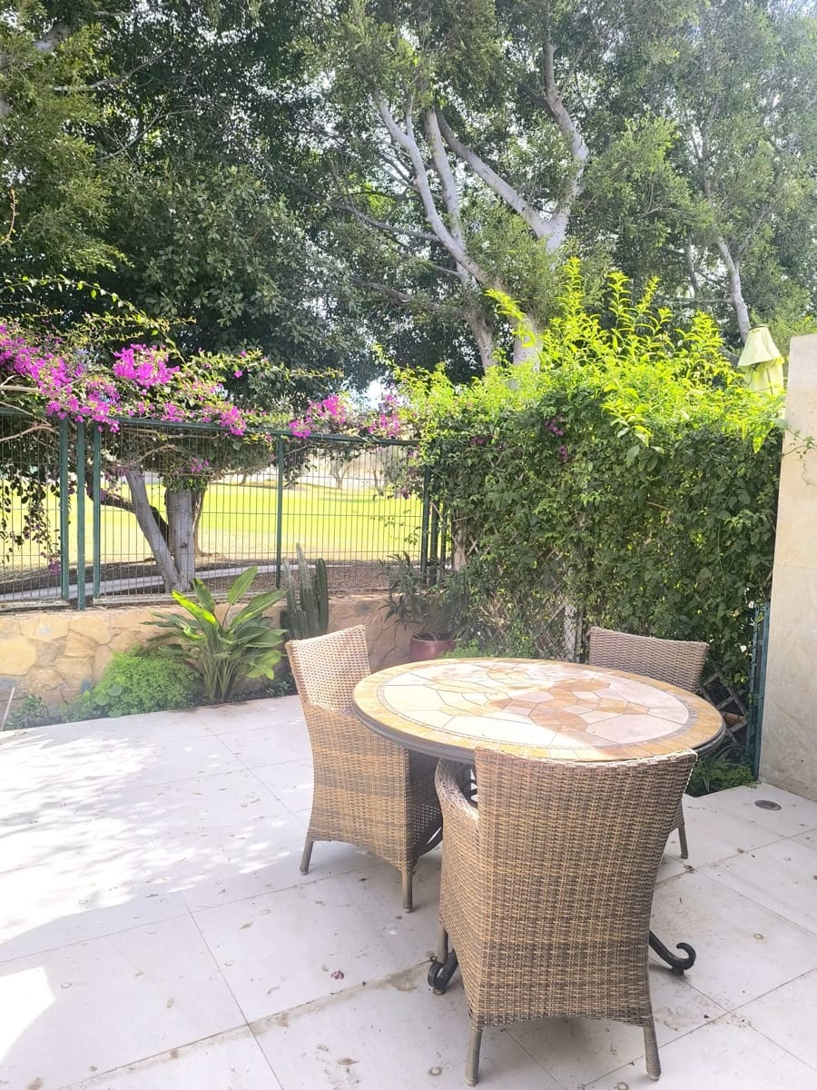 4 slaapkamer Rijtjeshuis te koop in Alicante stad met zwembad garage - € 599.000 (Ref: 9880522)