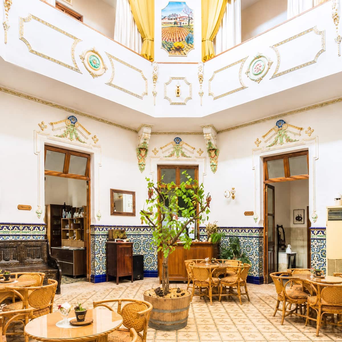 8 sypialnia Hotel na sprzedaż w Parcent z garażem - 950 000 € (Ref: 9889241)