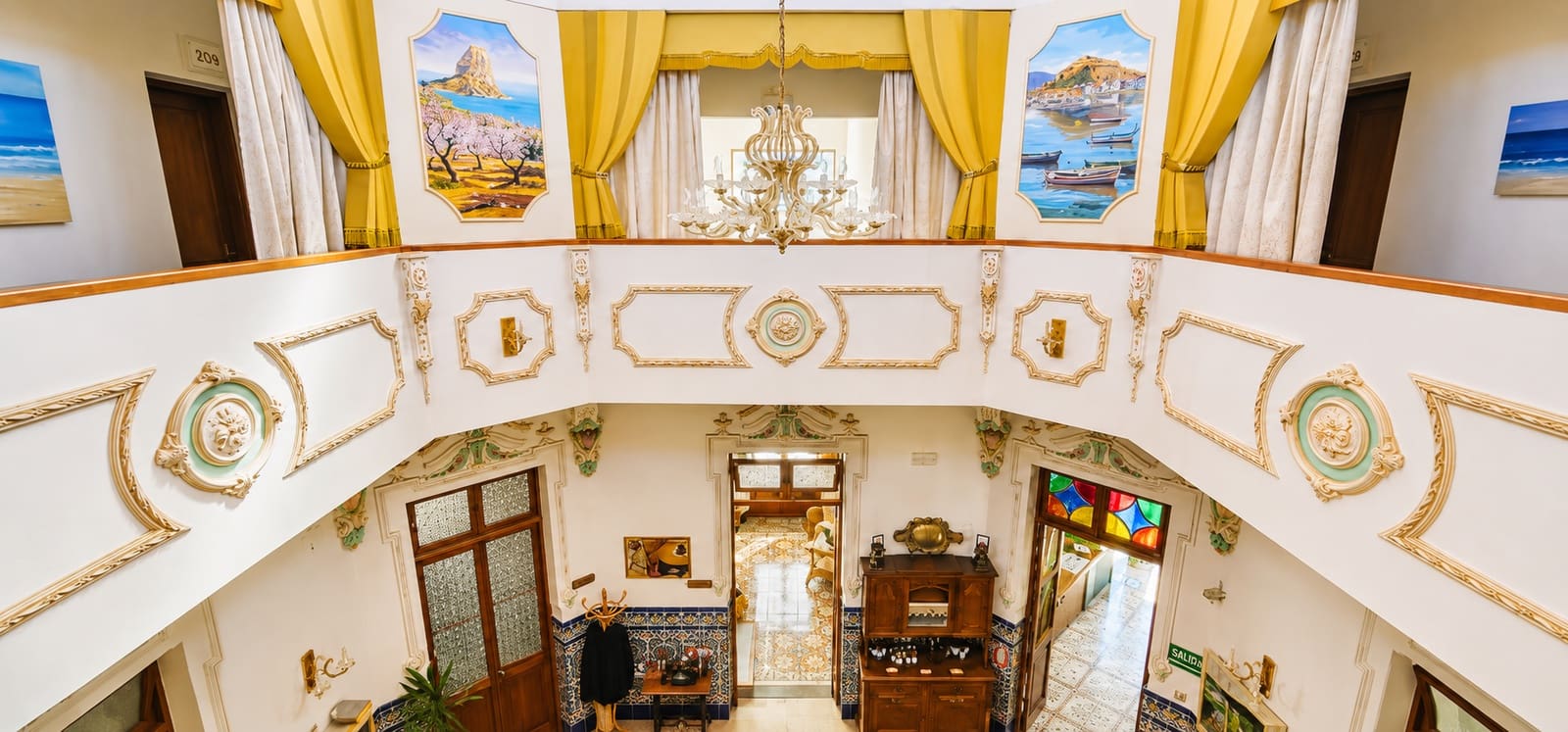 8 sypialnia Hotel na sprzedaż w Parcent z garażem - 950 000 € (Ref: 9889241)