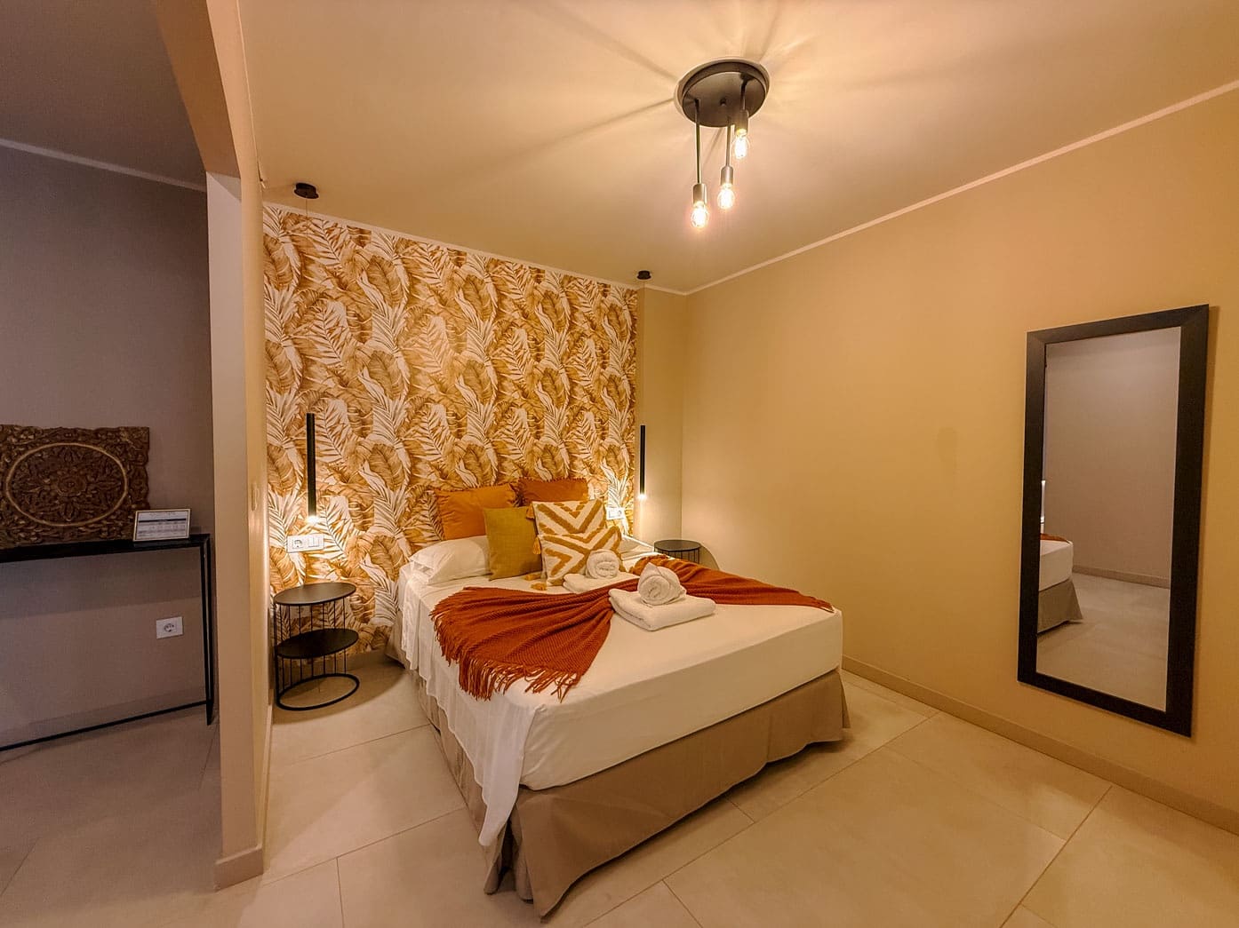 10 quarto Hotel para venda em Denia - 935 000 € (Ref: 9890979)