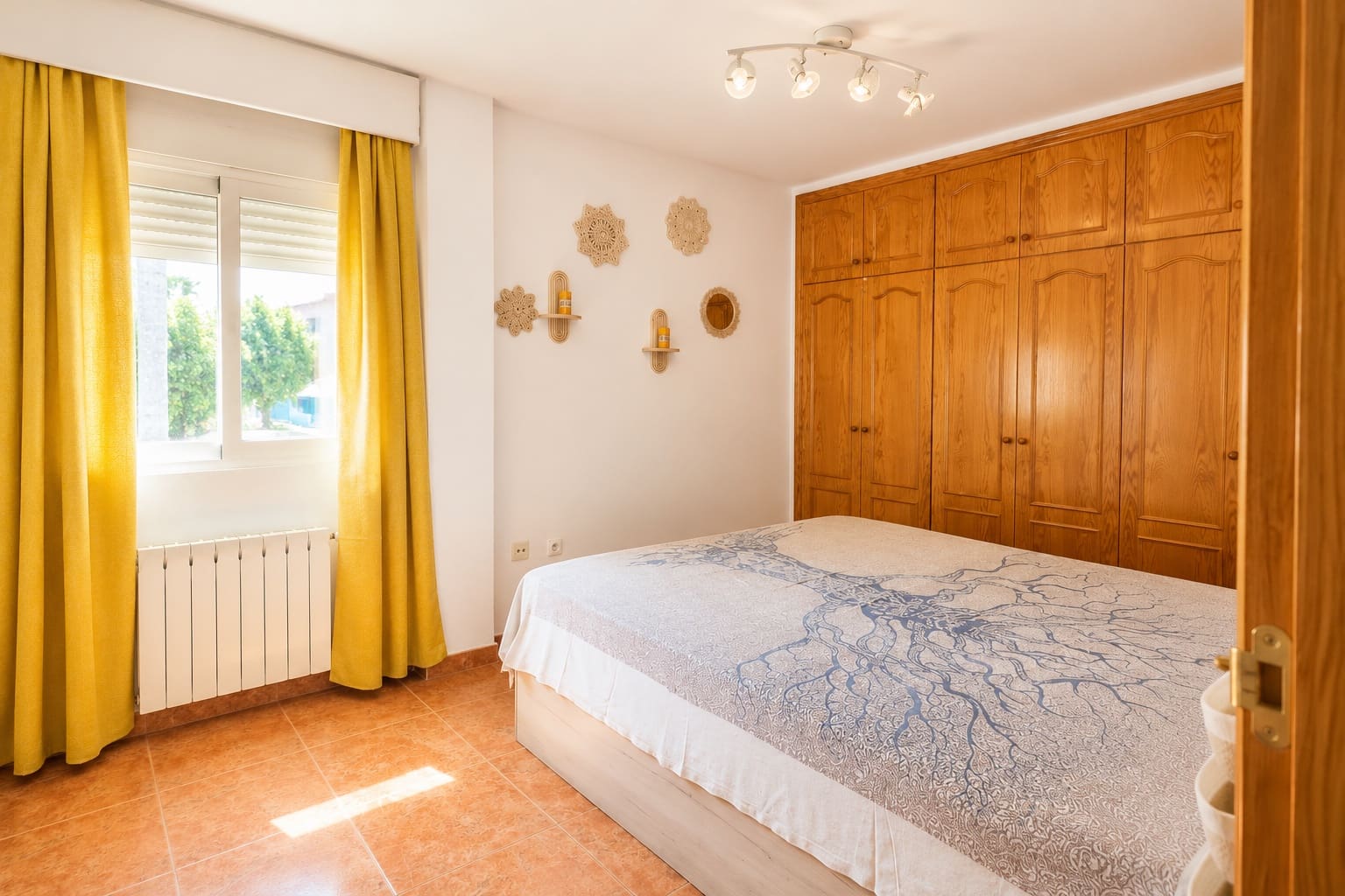 4 bedroom Finca/Country House for sale in Villena with pool garage - € 389,000 (Ref: 9968894)