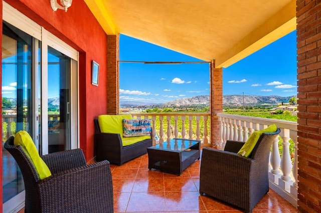 4 soverom Finca/Herregård til salgs i Villena med svømmebasseng garasje - € 389 000 (Ref: 9968894)