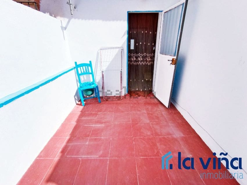 3 makuuhuone Paritalo myytävänä paikassa Badolatosa - 59 995 € (Ref: 9479466)