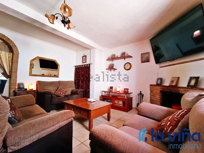 3 makuuhuone Paritalo myytävänä paikassa Badolatosa - 59 995 € (Ref: 9479466)