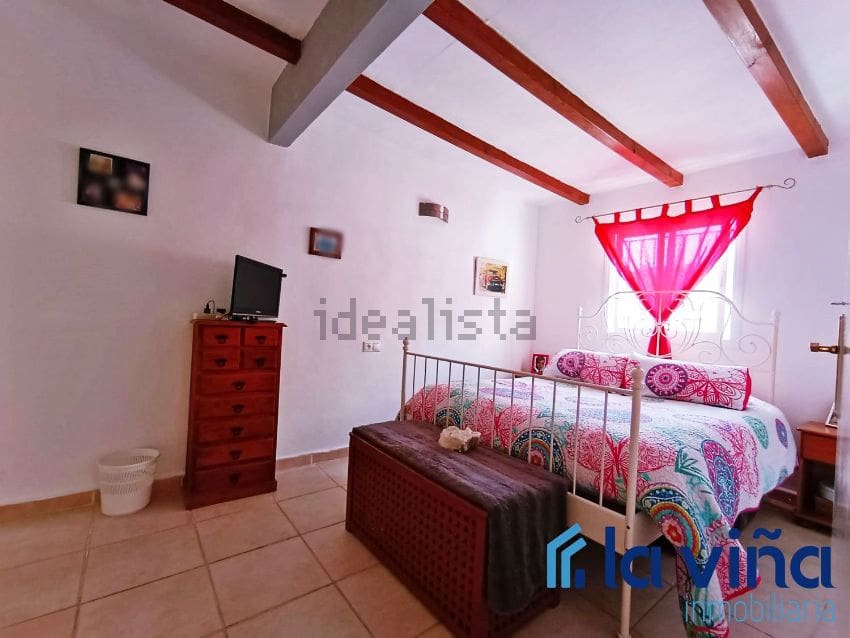 3 makuuhuone Paritalo myytävänä paikassa Badolatosa - 59 995 € (Ref: 9479466)