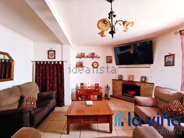 3 makuuhuone Paritalo myytävänä paikassa Badolatosa - 59 995 € (Ref: 9479466)