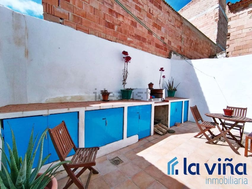 3 makuuhuone Paritalo myytävänä paikassa Badolatosa - 59 995 € (Ref: 9479466)