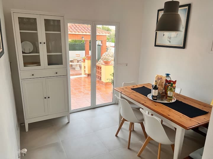 4 sovrum Villa till salu i La Bisbal del Penedes med pool - 295 000 € (Ref: 9479467)