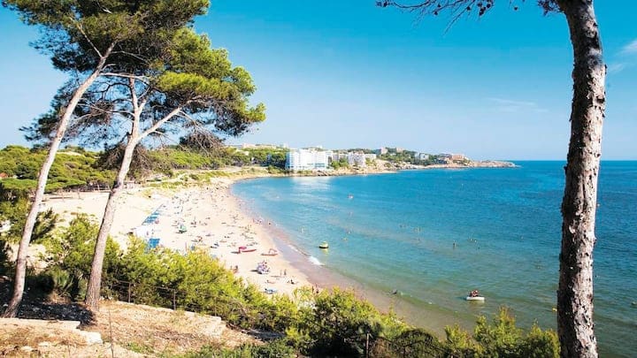 4 sovrum Villa till salu i La Bisbal del Penedes med pool - 295 000 € (Ref: 9479467)