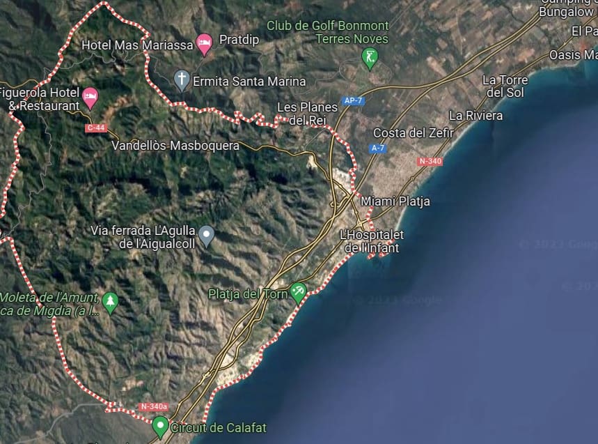 Grunde uden byggetilladelser til salg i Pratdip - € 120.000 (Ref: 9479471)