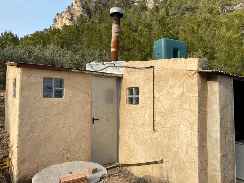 Grunde uden byggetilladelser til salg i Pratdip - € 120.000 (Ref: 9479471)