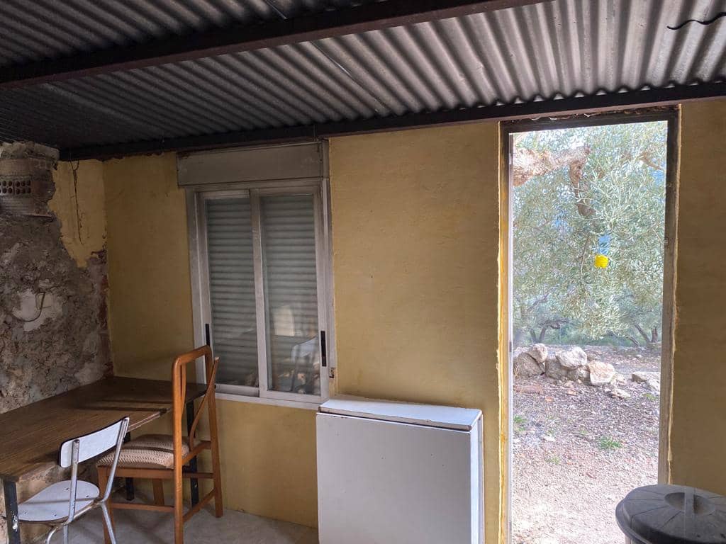 Grunde uden byggetilladelser til salg i Pratdip - € 120.000 (Ref: 9479471)