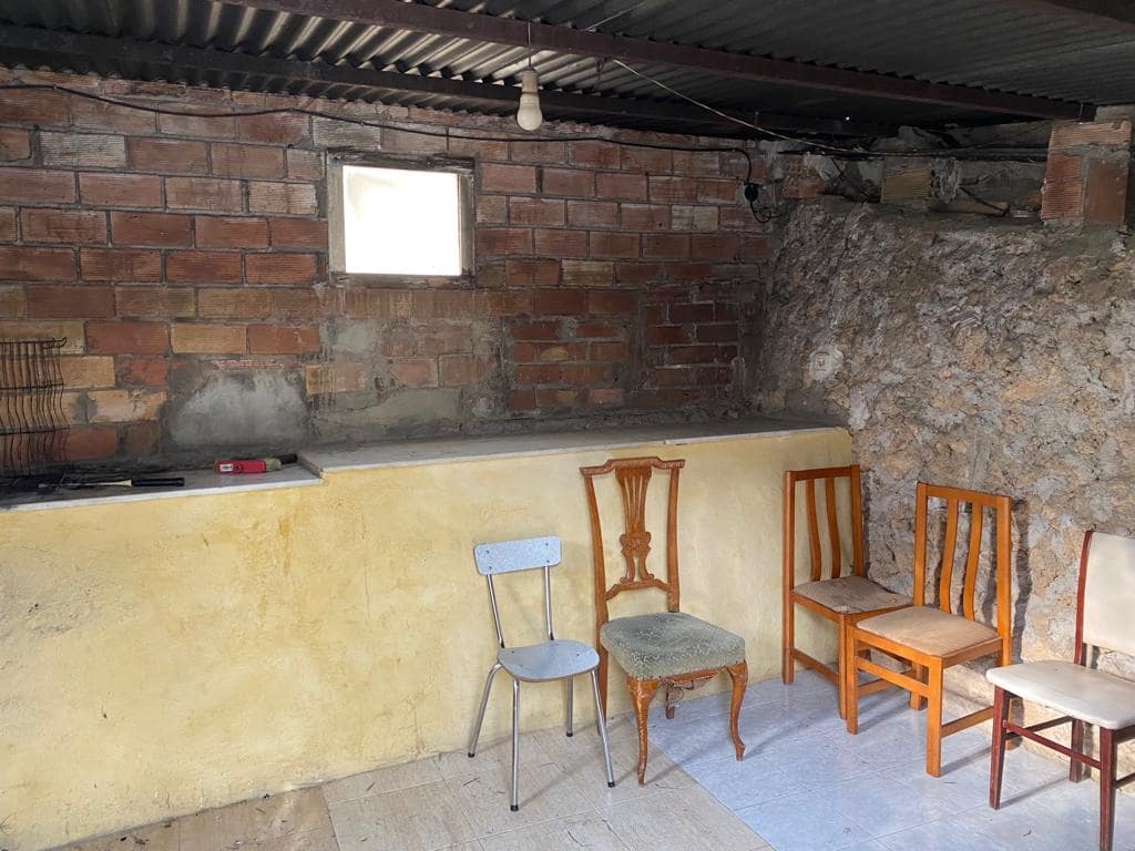 Grunde uden byggetilladelser til salg i Pratdip - € 120.000 (Ref: 9479471)