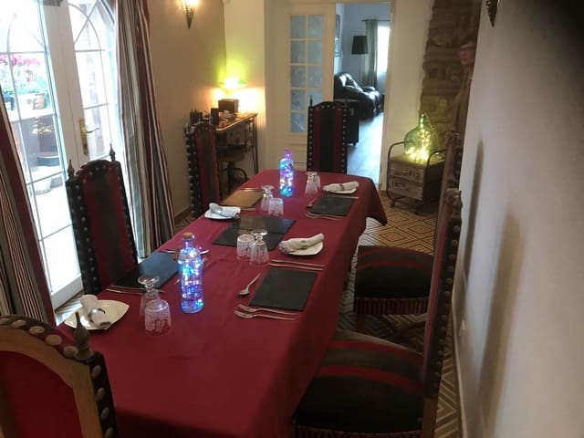 4 slaapkamer Villa te koop in Oliva met zwembad - € 599.000 (Ref: 9479473)