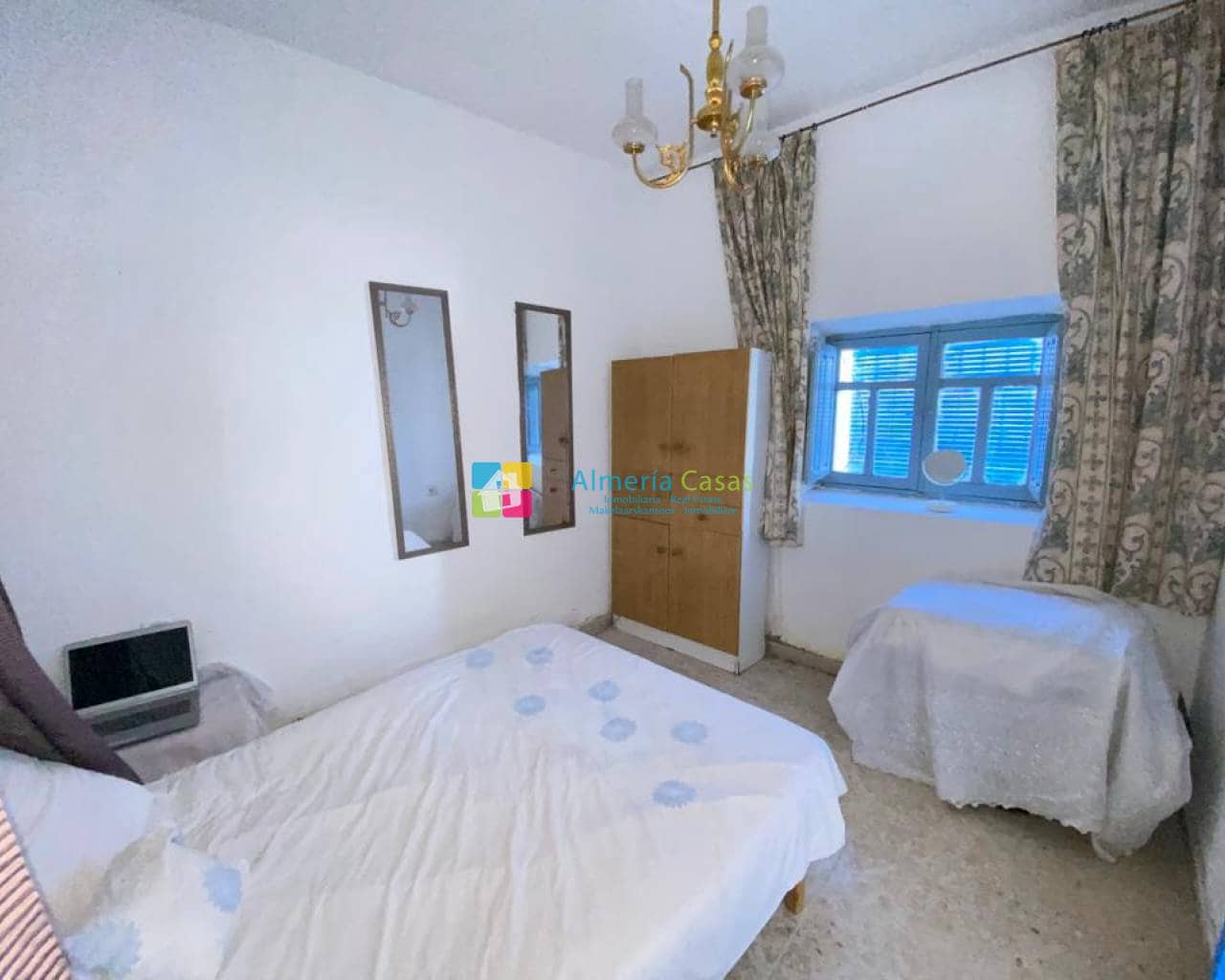 3 slaapkamer Huis te koop in Macael met zwembad - € 29.000 (Ref: 9479474)