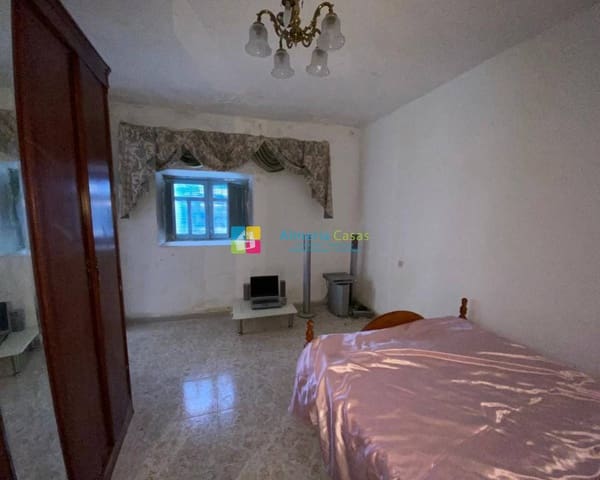 3 slaapkamer Huis te koop in Macael met zwembad - € 29.000 (Ref: 9479474)