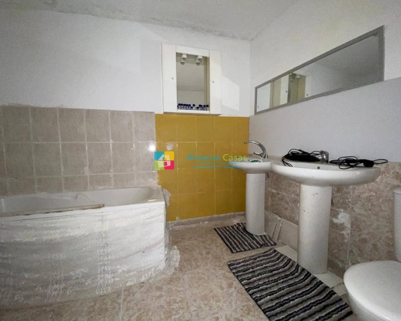 3 slaapkamer Huis te koop in Macael met zwembad - € 29.000 (Ref: 9479474)