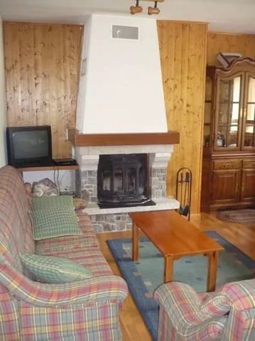 2 soverom Leilighet til salgs i Panticosa med svømmebasseng - € 310 000 (Ref: 9479475)