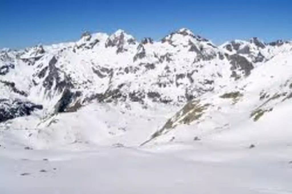 2 soveværelse Lejlighed til salg i Panticosa med swimmingpool - € 310.000 (Ref: 9479475)