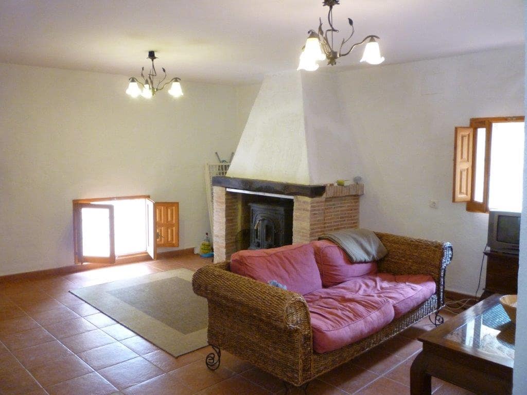 3 bedroom Townhouse for sale in Bocairent - € 68,000 (Ref: 9479477)