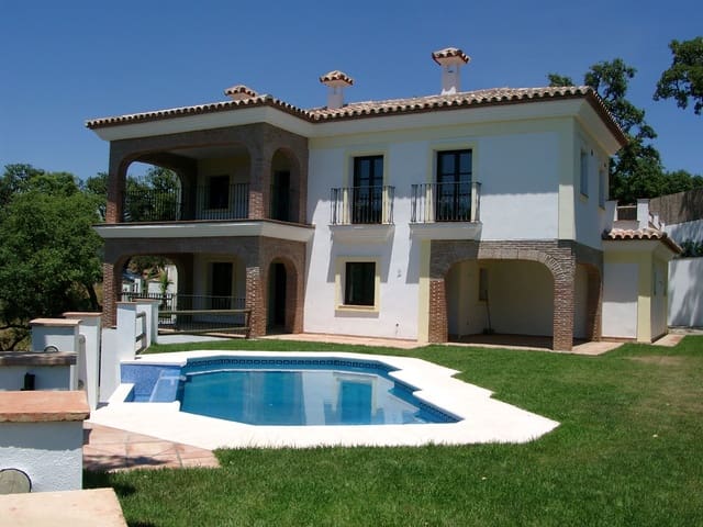 5 bedroom Villa for sale in Casares with pool - € 1,150,000 (Ref: 9479478)