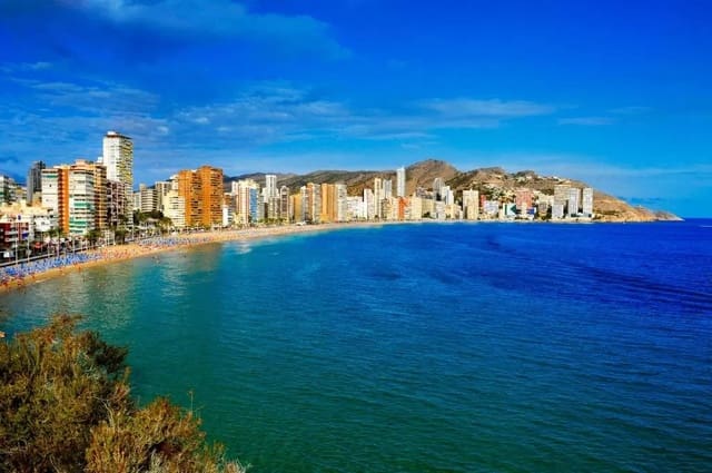 Lägenhet till salu i Benidorm med pool - 180 000 € (Ref: 9479479)