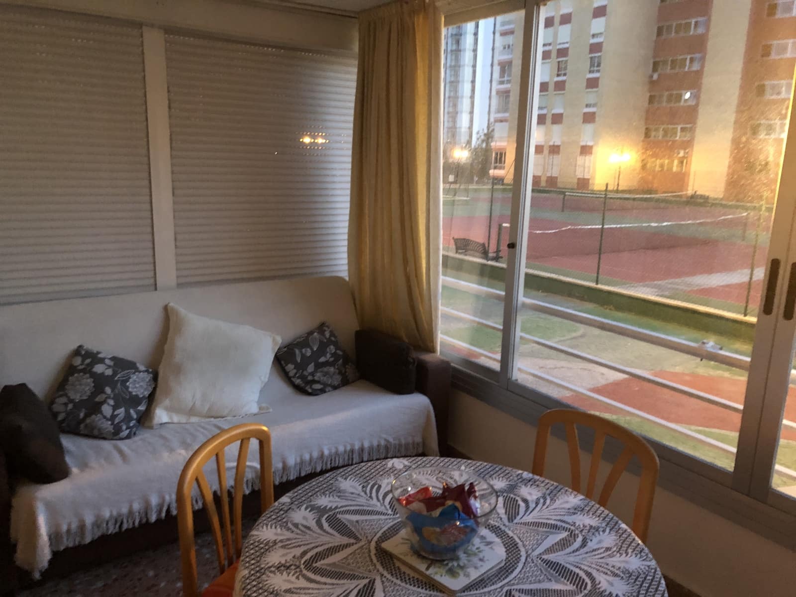 Lägenhet till salu i Benidorm med pool - 180 000 € (Ref: 9479479)