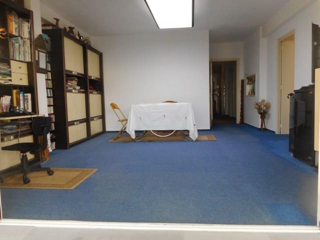 3 makuuhuone Huoneisto myytävänä paikassa Roses mukana uima-altaan - 520 000 € (Ref: 9479484)