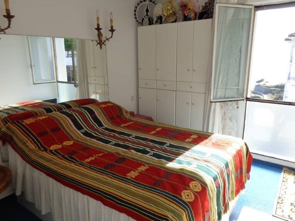 3 makuuhuone Huoneisto myytävänä paikassa Roses mukana uima-altaan - 520 000 € (Ref: 9479484)