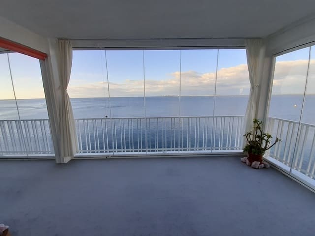 3 makuuhuone Huoneisto myytävänä paikassa Roses mukana uima-altaan - 520 000 € (Ref: 9479484)