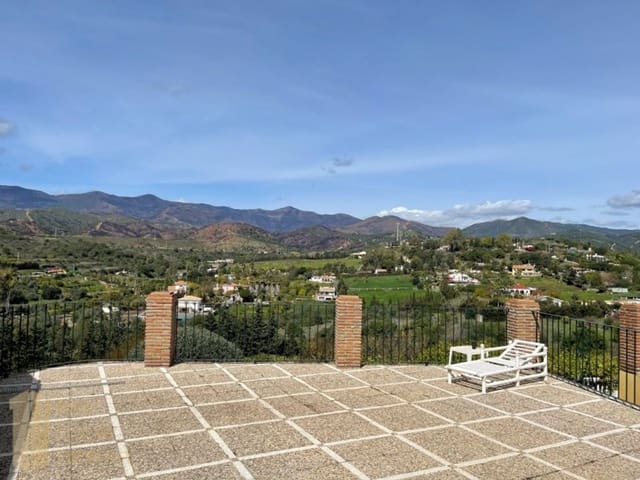 5 chambre Finca/Maison de Campagne à vendre à El Padrón, Estepona avec piscine - 1 050 000 € (Ref: 9479485)