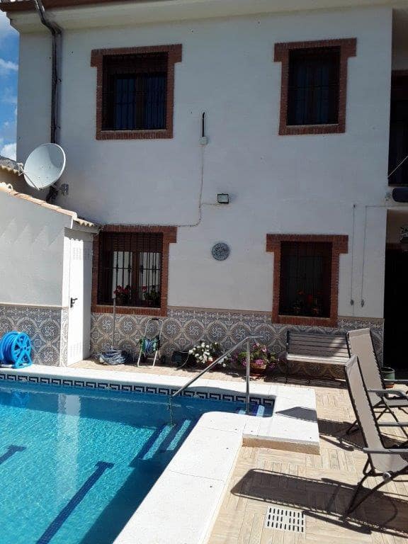5 bedroom Villa for sale in Alomartes with pool - € 245,000 (Ref: 9479486)
