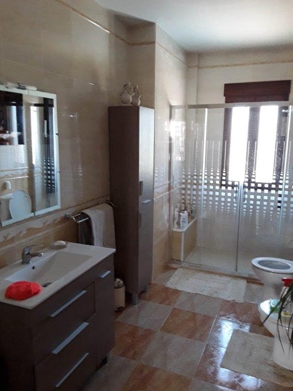 5 bedroom Villa for sale in Alomartes with pool - € 245,000 (Ref: 9479486)