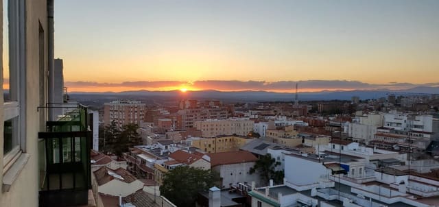 2 soveværelse Penthouse til salg i Madrid by med swimmingpool - € 750.000 (Ref: 9479487)