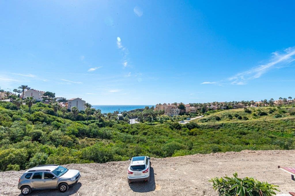 2 bedroom Apartment for sale in Mijas Costa - € 195,000 (Ref: 9479492)