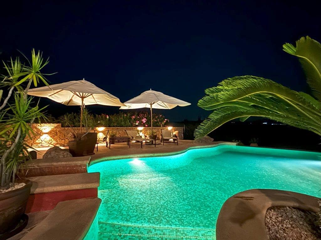 4 bedroom Villa for sale in Las Cunas with pool - € 795,000 (Ref: 9479499)