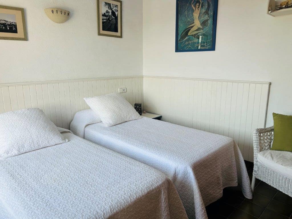 5 bedroom Villa for sale in Ibiza / Eivissa town - € 3,000,000 (Ref: 9479501)