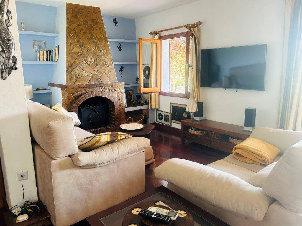 5 bedroom Villa for sale in Ibiza / Eivissa town - € 3,000,000 (Ref: 9479501)