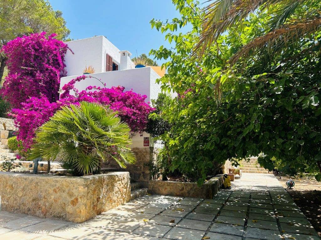 5 bedroom Villa for sale in Ibiza / Eivissa town - € 3,000,000 (Ref: 9479501)