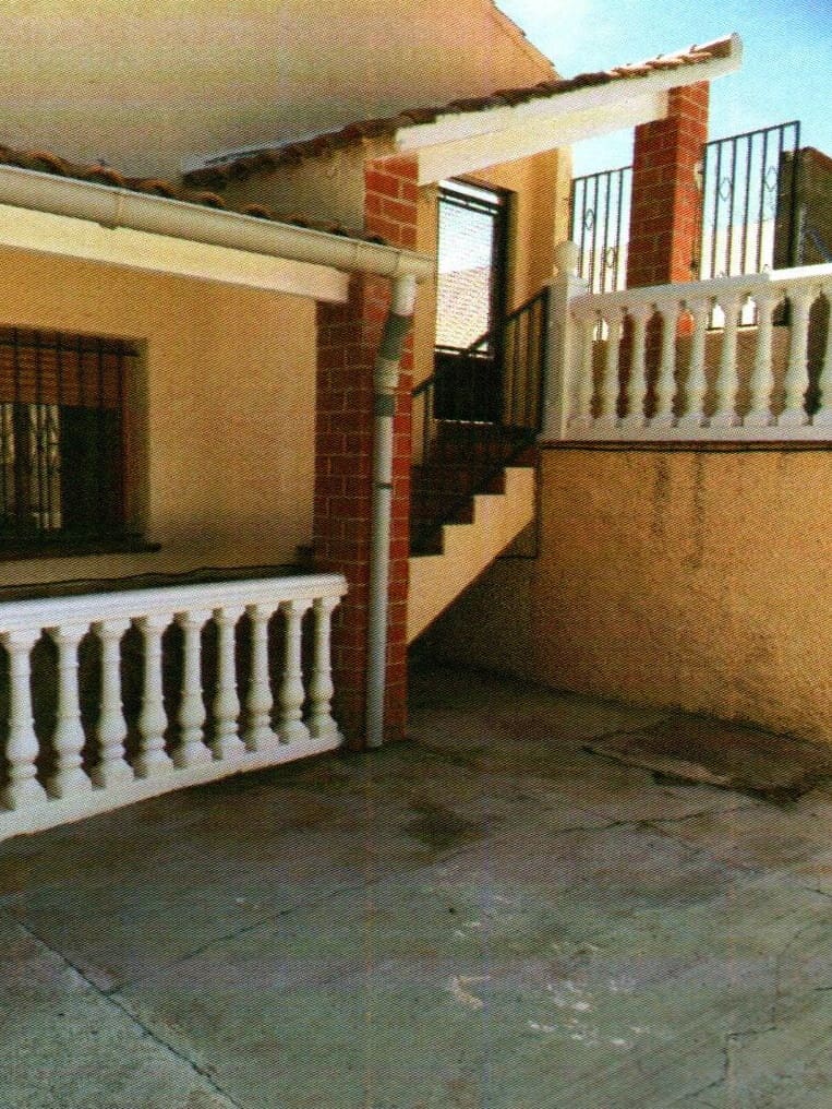 6 sypialnia Willa na sprzedaż w Elche de la Sierra z basenem - 179 950 € (Ref: 9479504)