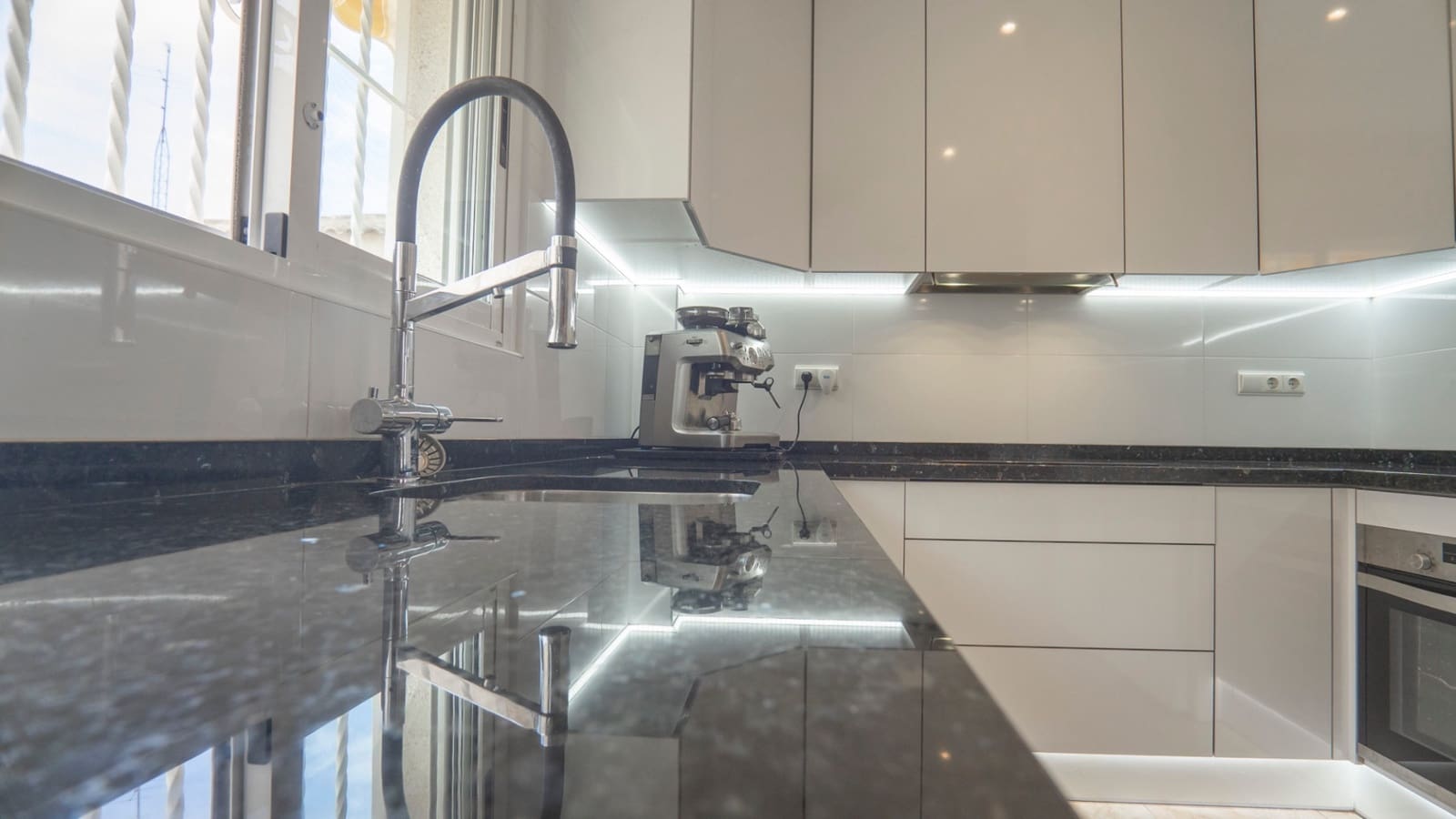 5 Zimmer Villa zu verkaufen in Benijofar mit Pool - 289.000 € (Ref: 9479505)