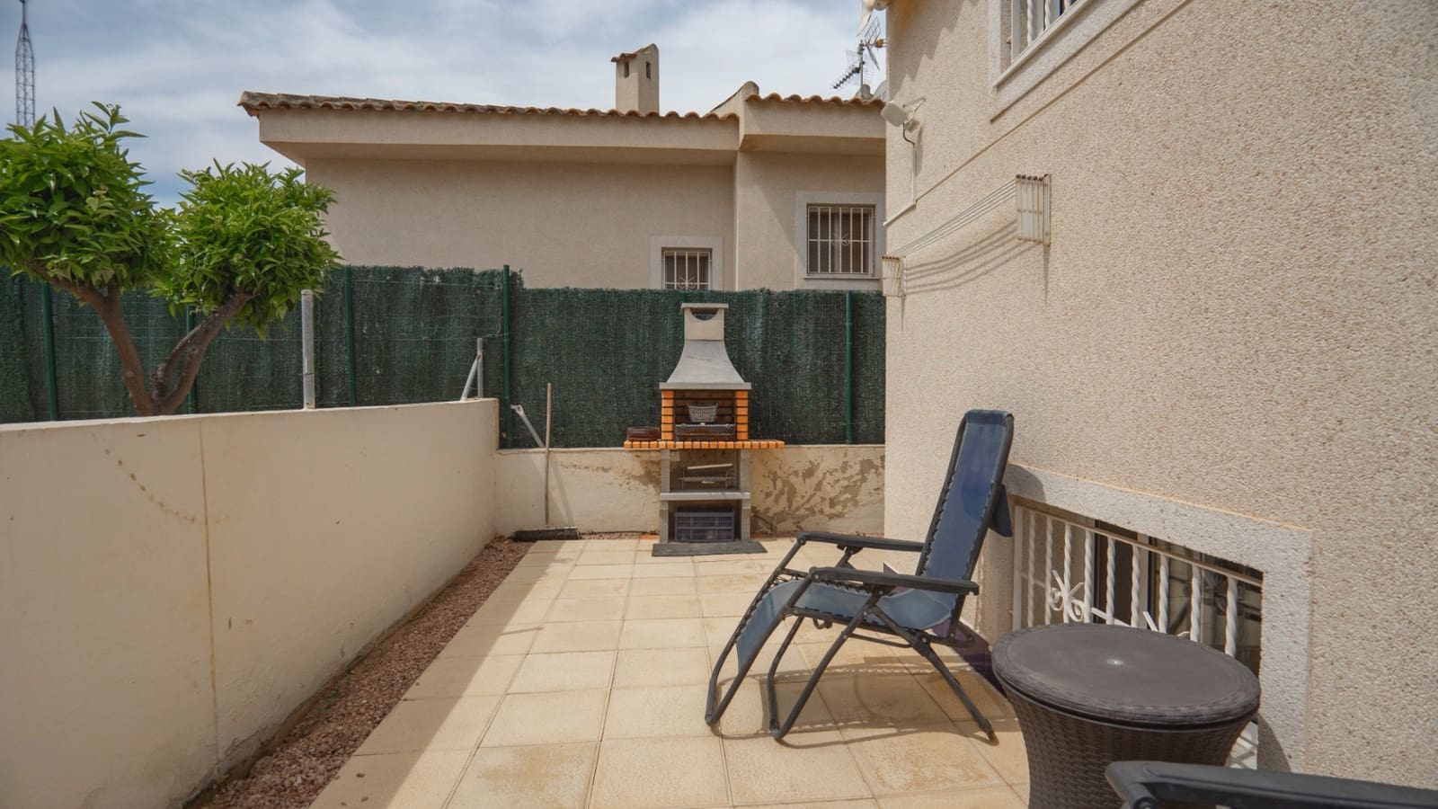 5 Zimmer Villa zu verkaufen in Benijofar mit Pool - 289.000 € (Ref: 9479505)