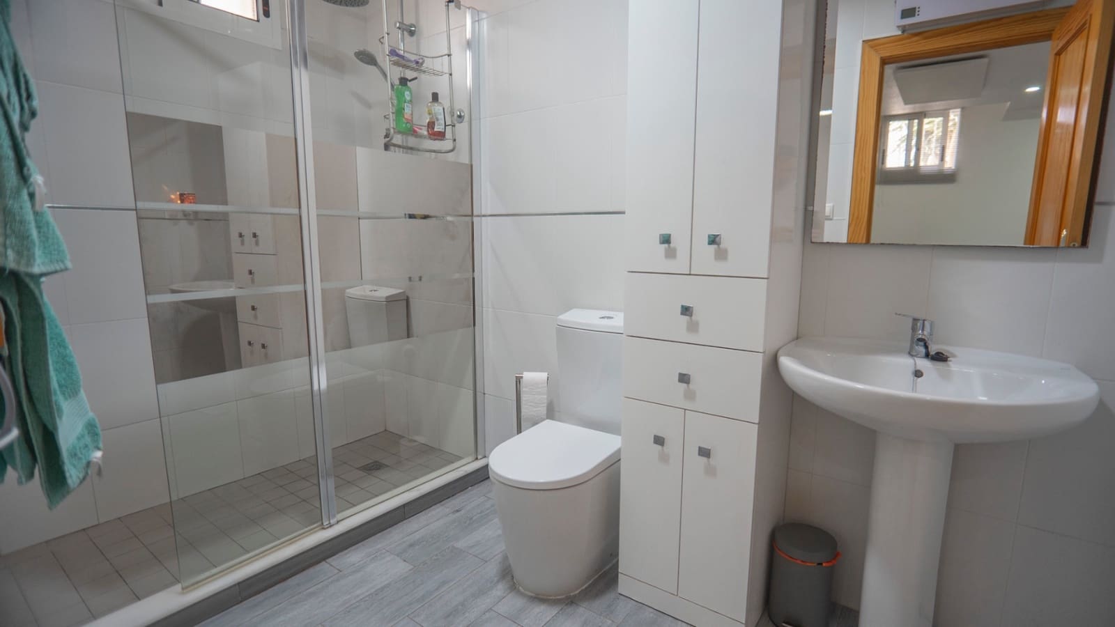 5 Zimmer Villa zu verkaufen in Benijofar mit Pool - 289.000 € (Ref: 9479505)