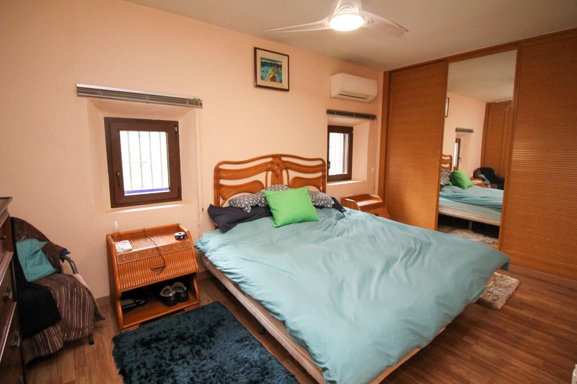 5 bedroom Finca/Country House for sale in Ronda - € 399,000 (Ref: 9479508)