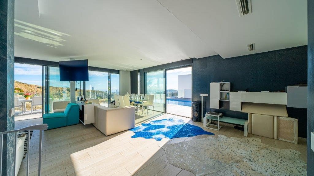 4 bedroom Villa for sale in Finestrat with pool - € 1,200,000 (Ref: 9479510)